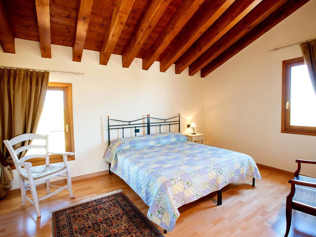 Agriturismo Crocerone Bassano del Grappa Phòng bức ảnh